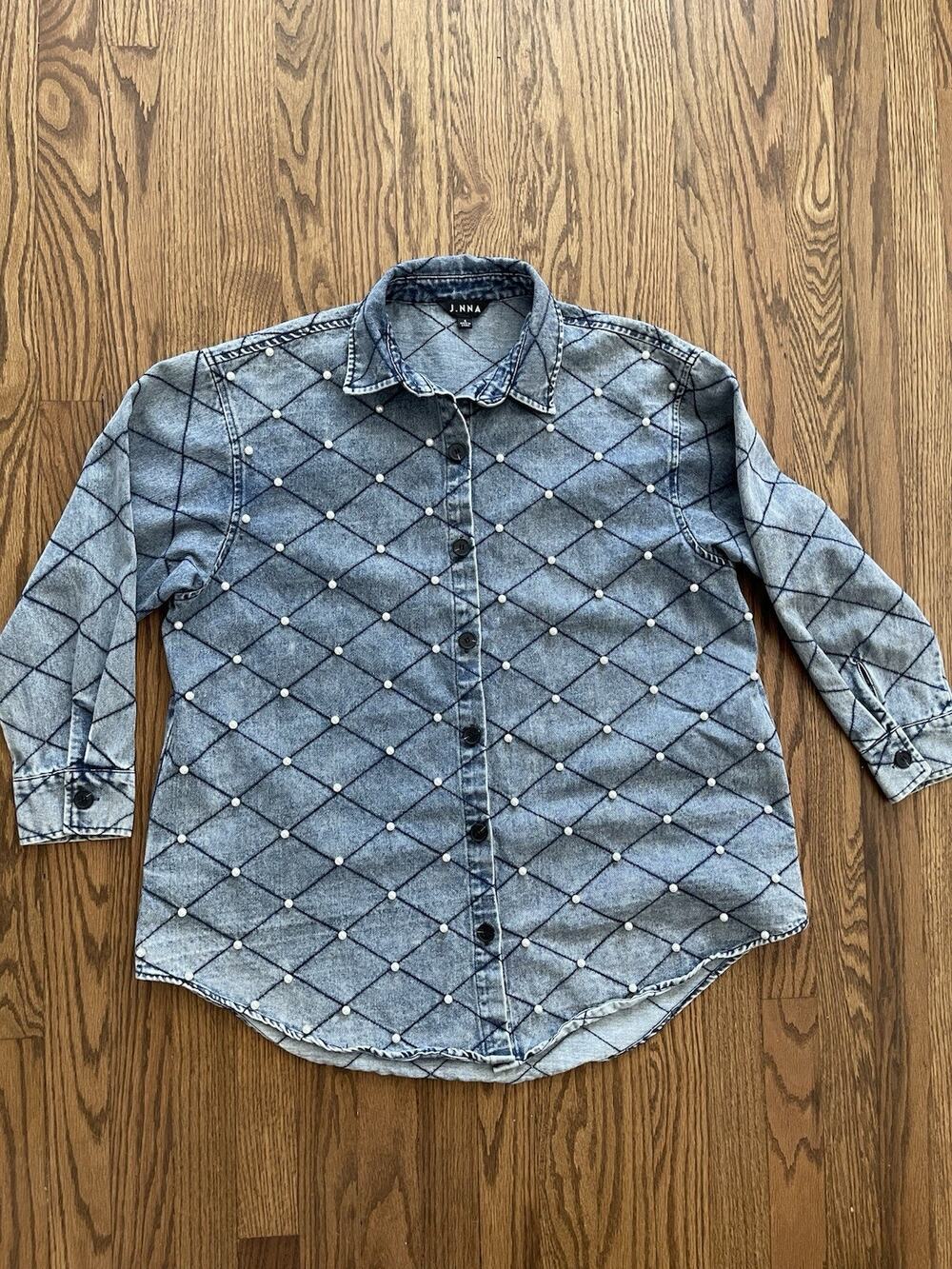 Pearl Studded Denim Jacket Acid Wash Quilted Diamond J.NNA Oversized Small Women
